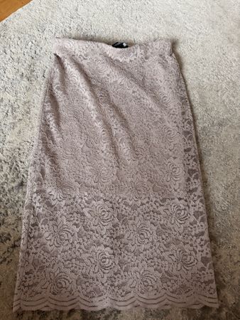 Elegante Rock, Gr. S, von Forever 21, ideal für den Sommer