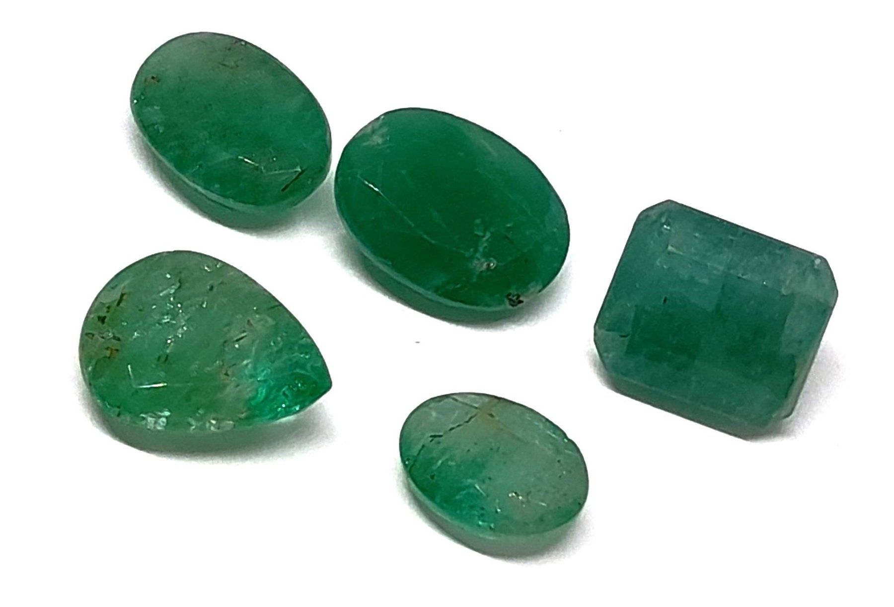 Pietre preziose: 5x émeraudes 10.24 ct - CERTIFICAT 700.- Fr – Nuovo (secondo la descrizione) da Grimisuat venduto da Valgem 1
