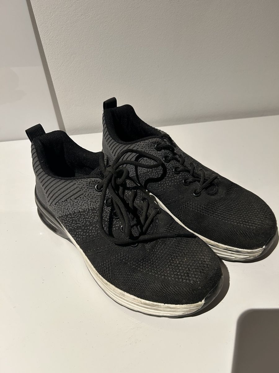 Chaussures femmes: Sicherheitsschuh – D'occasion à Aeschlen ob Gunten par Maensch 1