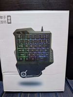 Clavier de jeu une main neuf RGB avec repose-poignet