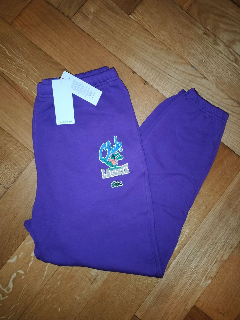 Lacoste Hosen: Jogging Lacoste taille M Neuf – Neu und originalverpackt aus Renens VD von fel_gf6q