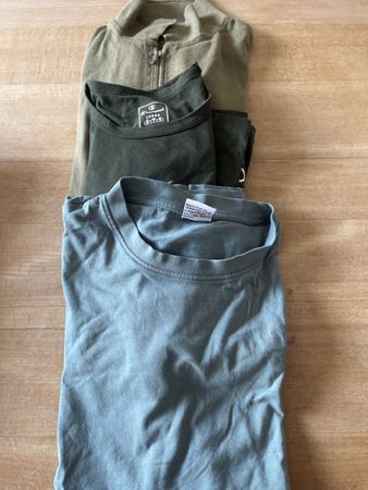 3 T shirts grüntöne L