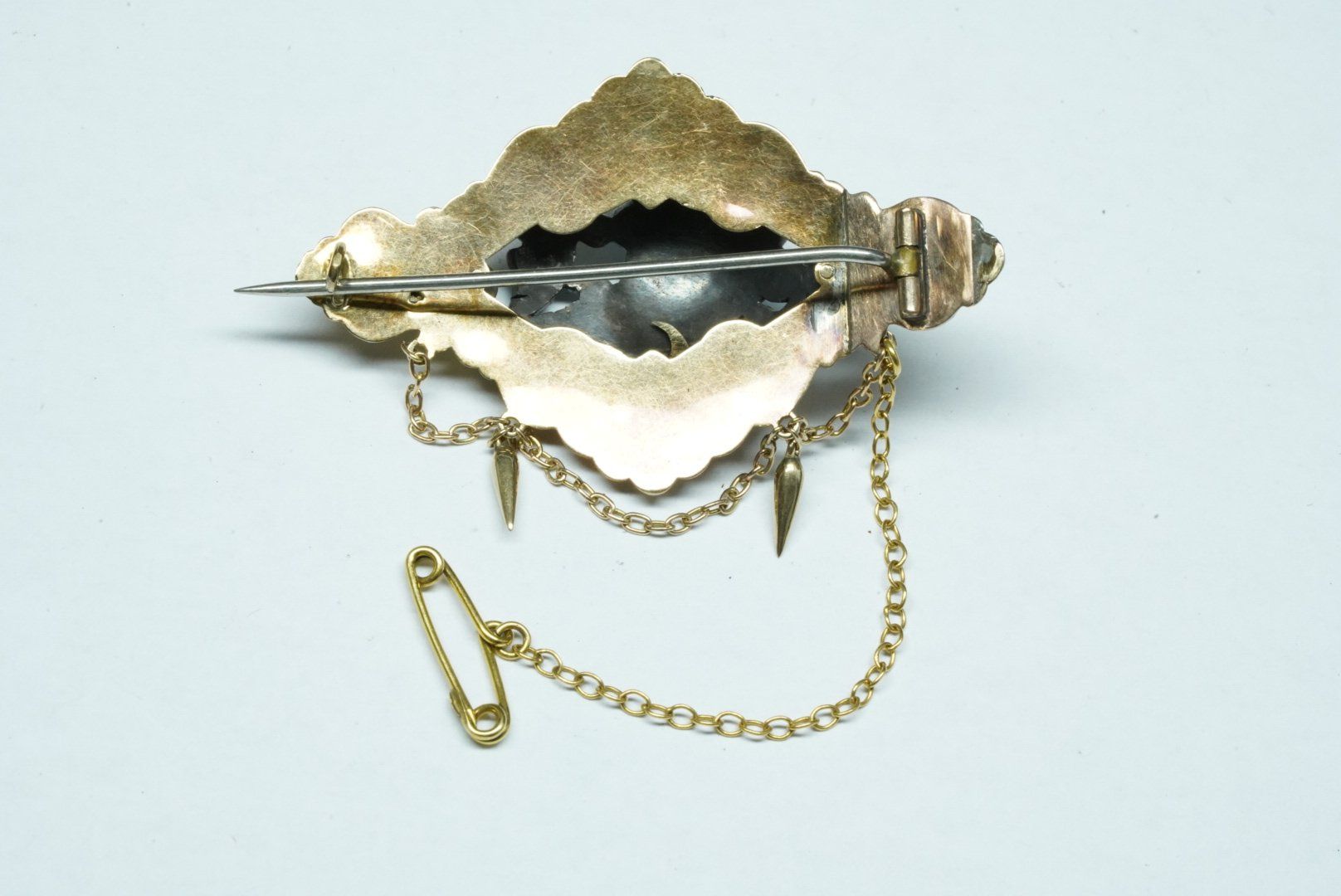 Spille & Fermagli: Biedermeier Brosche Antikschmuck um 1845 – Usato da Bülach venduto da Re-Jewelled 3