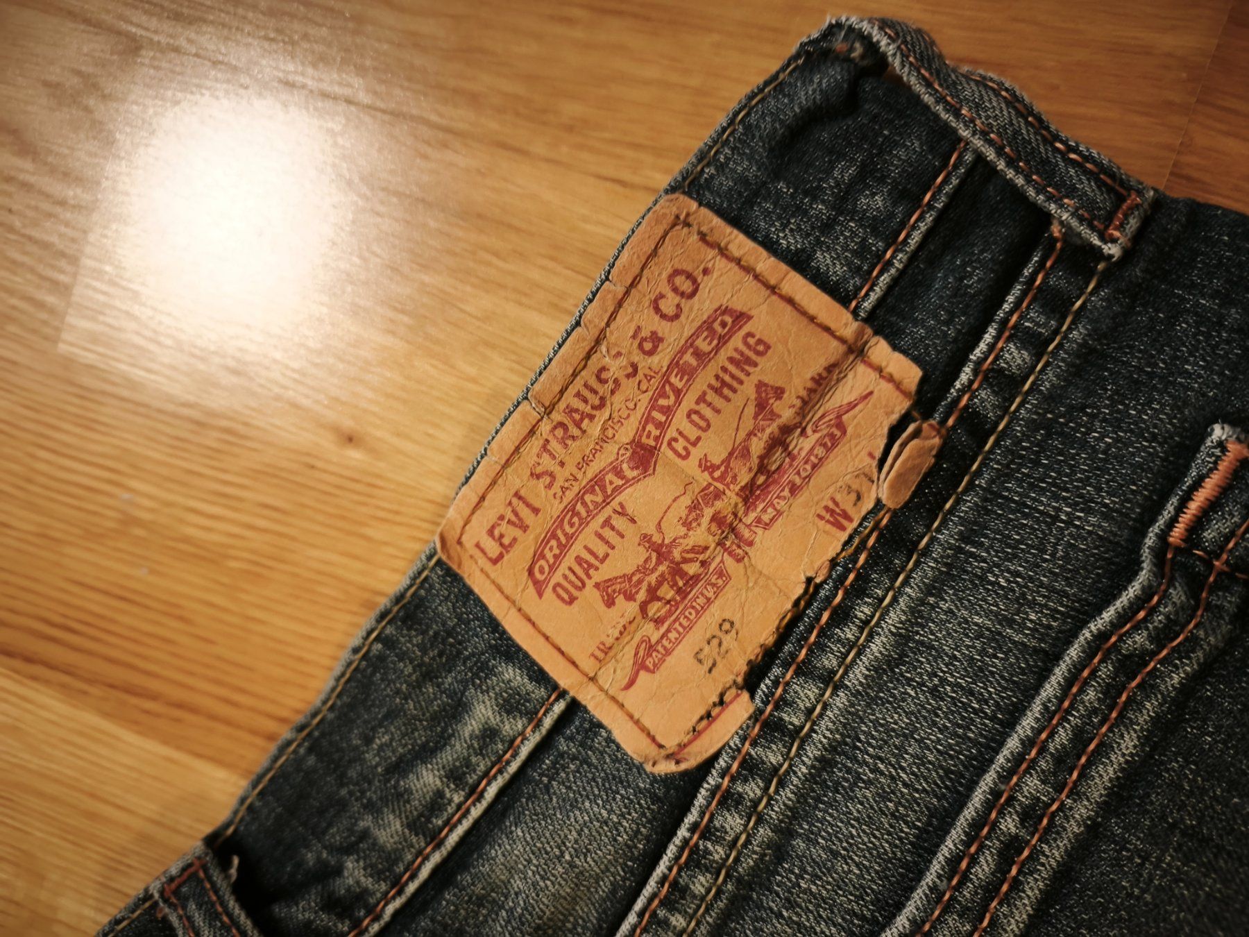 Levi's Jeans: Levi's Bootcut 529 W31 L32 – Usato da Zeglingen venduto da Vanillacoke 3
