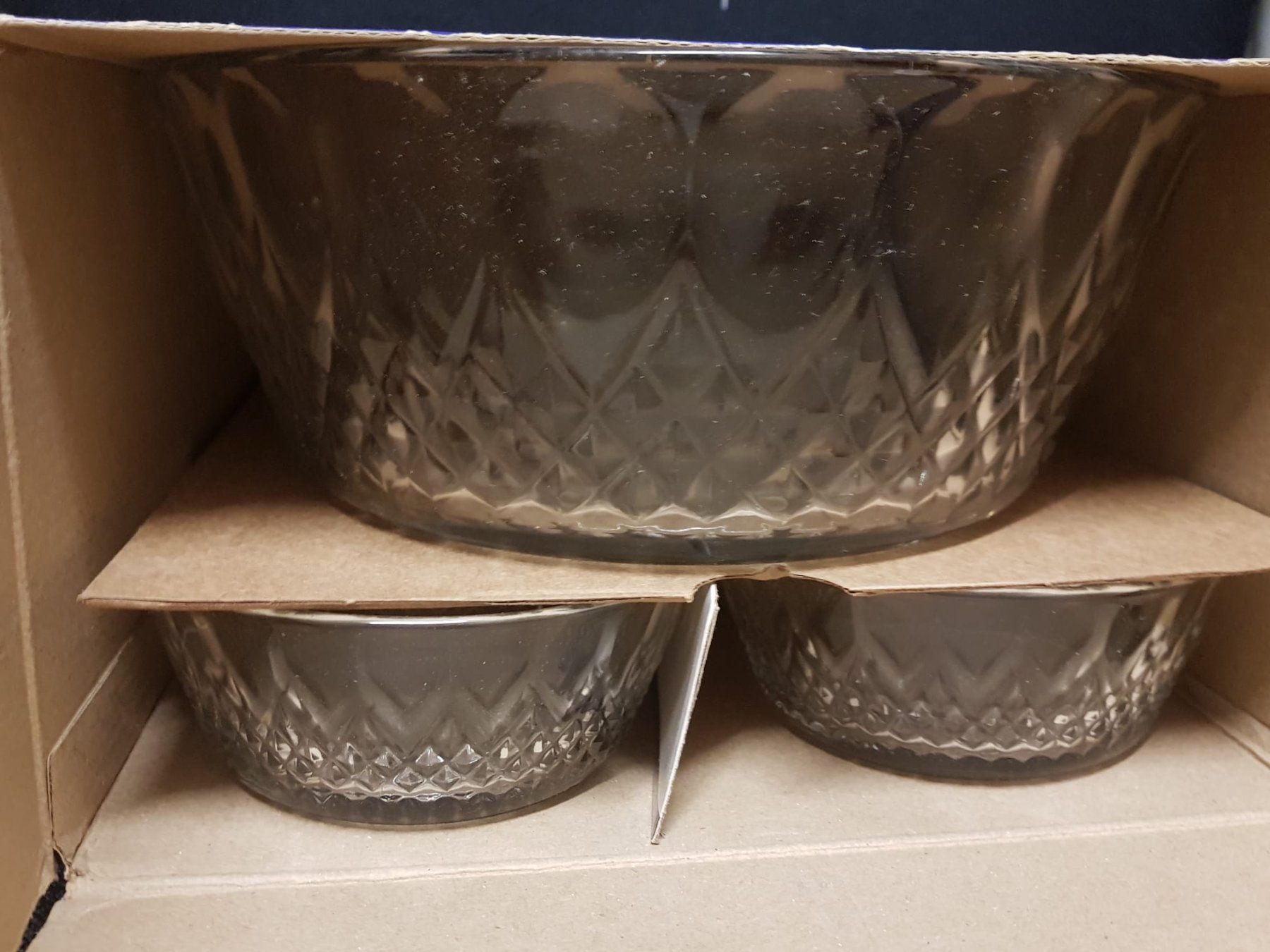 Set di piatti: 2x Glas Geschirrset Neu Orginalverpackt – Nuovo e nell'imballaggio originale da Altendorf venduto da caj_hry2