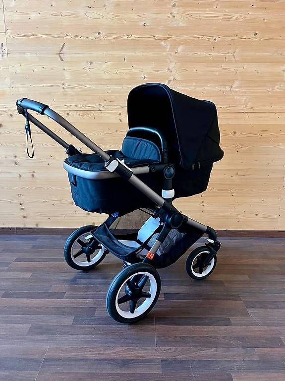 Bugaboo Carrozzine: Bugaboo Fox 3 | 2nd hand 1st class | schwarz und grau – Usato da Winterthur venduto da loopi_Mietservice
