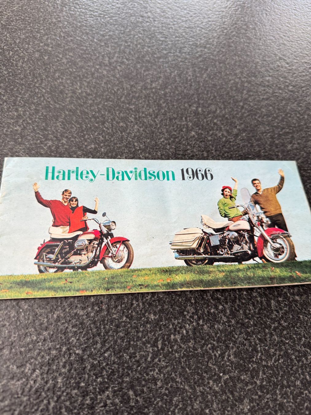 Dokumente: Harley-Davidson Flyer, Prospekt, Katalog von 1966 Shovelhead – Gebraucht aus Niederhasli von Berno