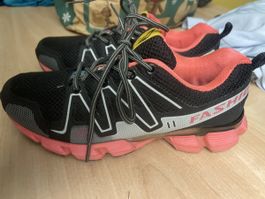 Laufschuhe Sneaker schwarz pink Gr.36