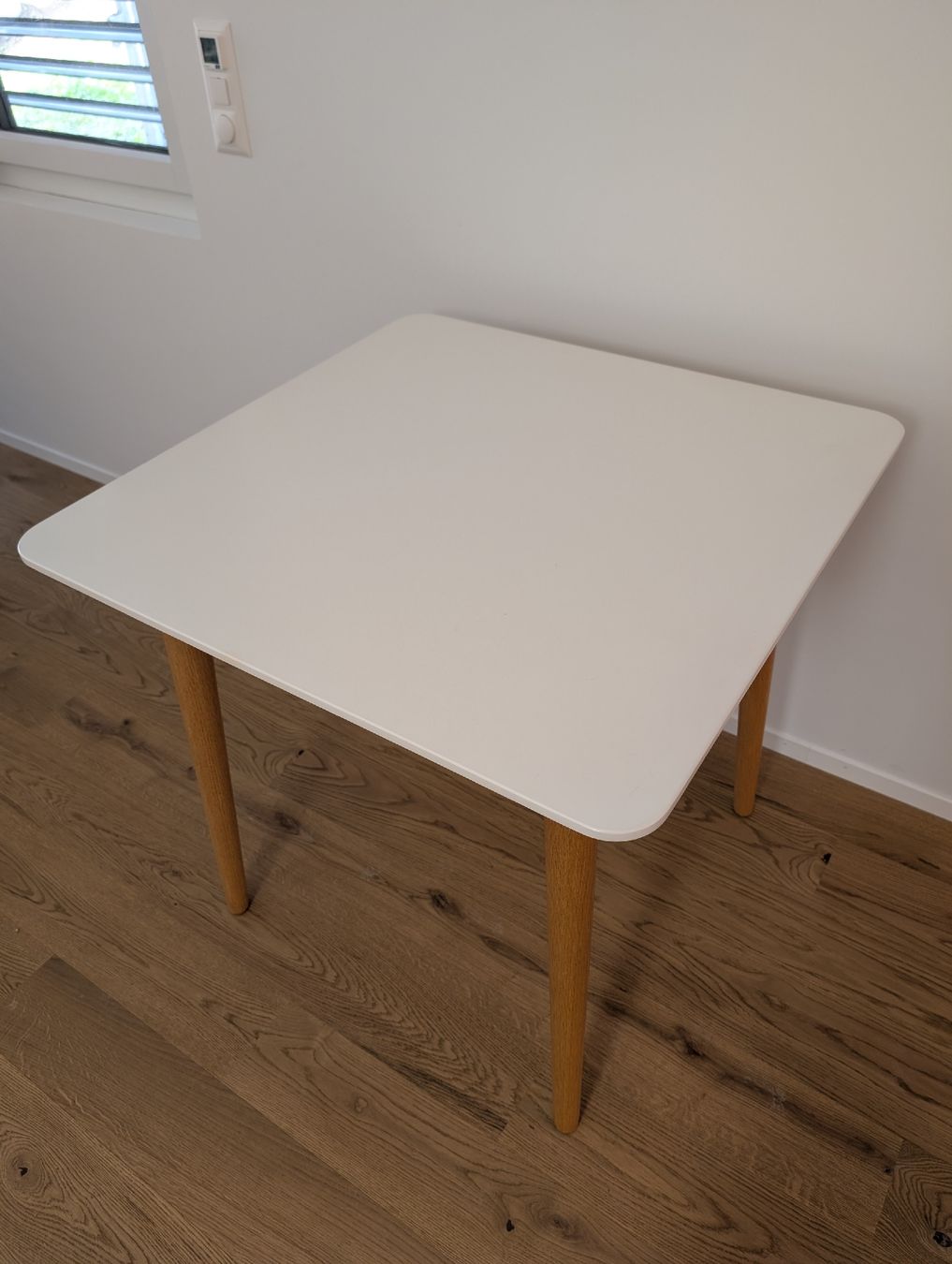 Tische: Esstisch LINDHOLM, Eiche teimassiv, 80x80cm – Gebraucht aus Uitikon Waldegg von rah_5p85 3