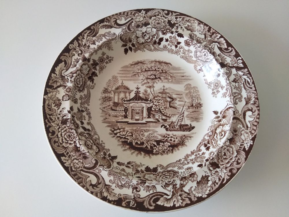 Assiette Wedgwood Willow Etruria En Porcelaine - 25 Cm, Occasion