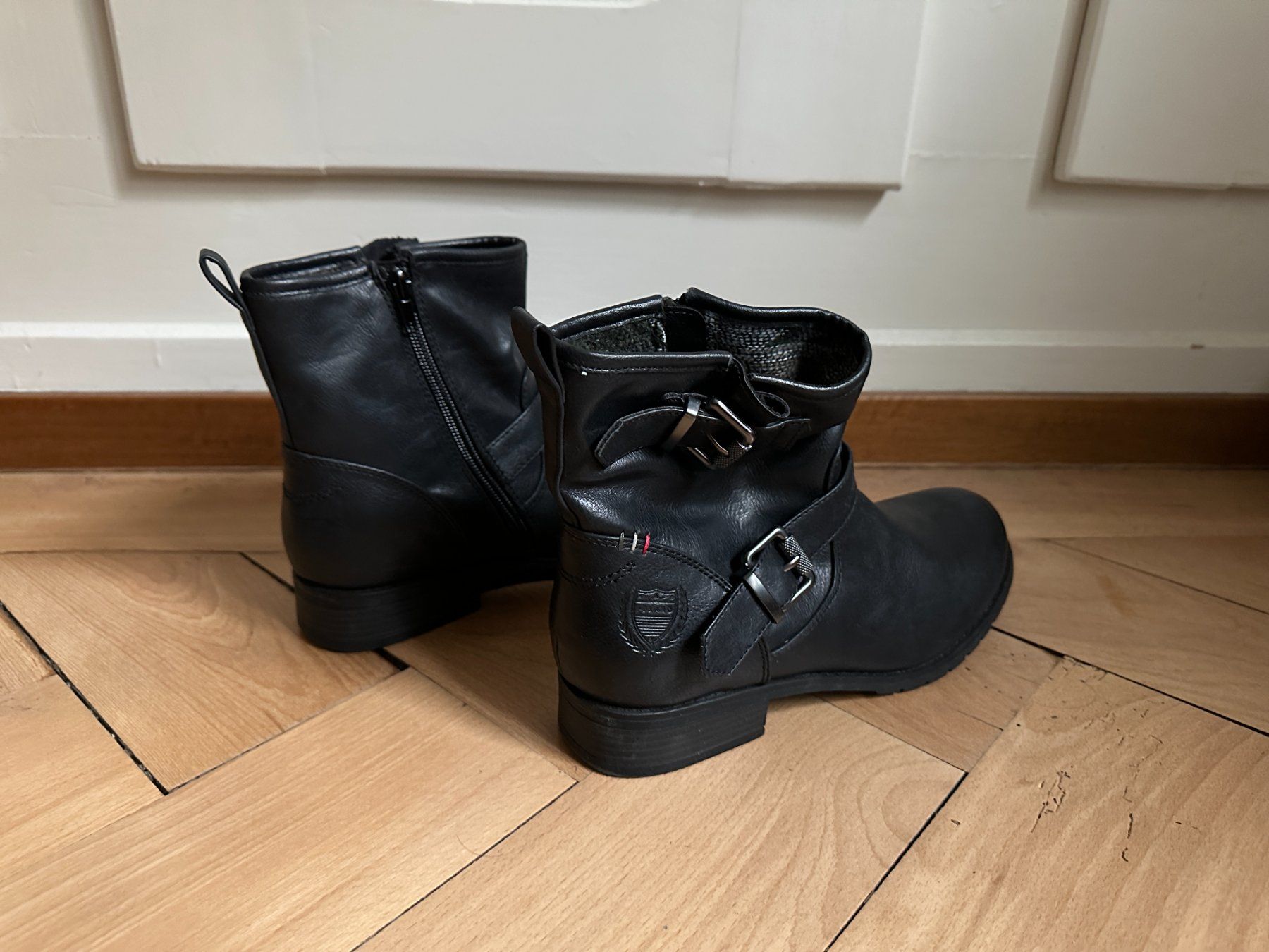 Damenschuhe: PESARO - Leder Stiefelette schwarz 39 – Gebraucht aus Zürich von Diazaio 2