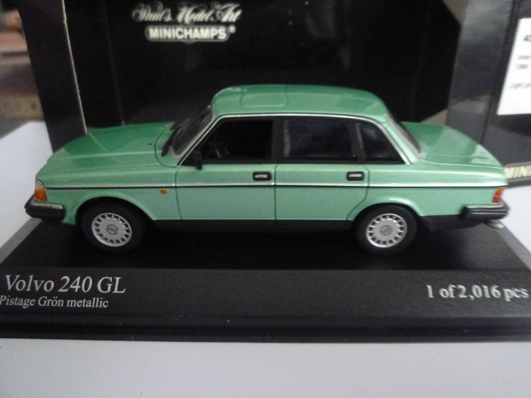 Volvo Modellini d'auto: Volvo 240 GL (1986) – Nuovo e nell'imballaggio originale da Flawil venduto da Imperiosud 5