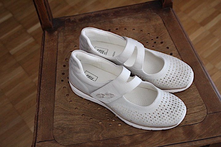 Damenschuhe: easy Street Damenschuhe , Hedda Gr. 38 – Gebraucht aus Locarno von madame-tus-sauds