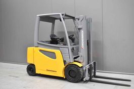 🇨🇭 Elektrostapler Jungheinrich EFG425 / 2.5t / 4400mm