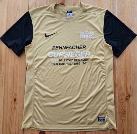 FC Zürich Trikot Cupsieger Frauen Nike Grösse M FCZ Züri