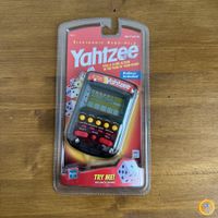 Yahtzee Electronic Hand-Held Hasbro *NEU*