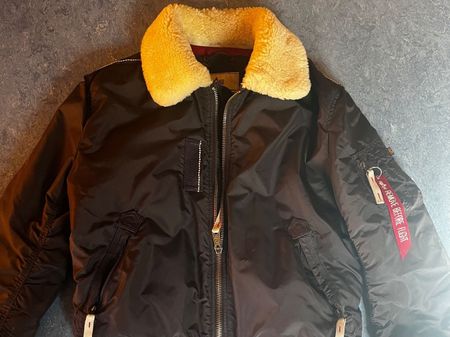 Alpha Industries Bomberjacke braun mit Fellkragen (N-2B)