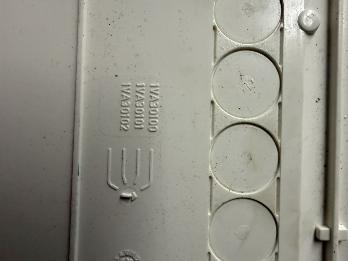 Hager Stromzufuhr: Hager kleinverteiler Volta ip 30 – Neu und originalverpackt aus Cham von PIRAT123 3
