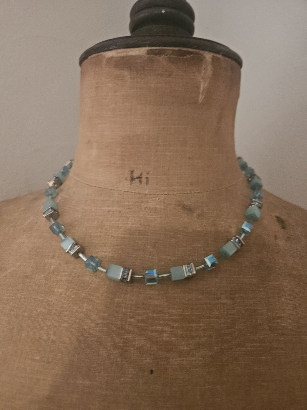 Catenine: collier Geocube de Coeur de Lion – Nuovo e nell'imballaggio originale da Thônex venduto da lacomtessedesfees
