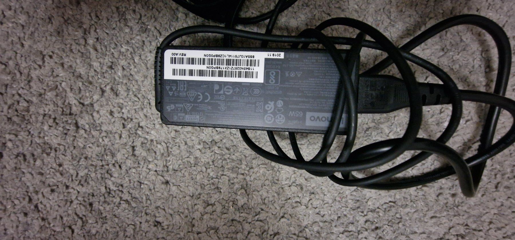 Lenovo Caricabatterie: LENOVO Ladegerat 65W – Usato da Gerlafingen venduto da dulifuli
