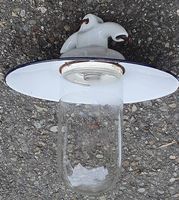 Stall-Leuchten und Stall-Lampen, Emaile, mit Glaskolben