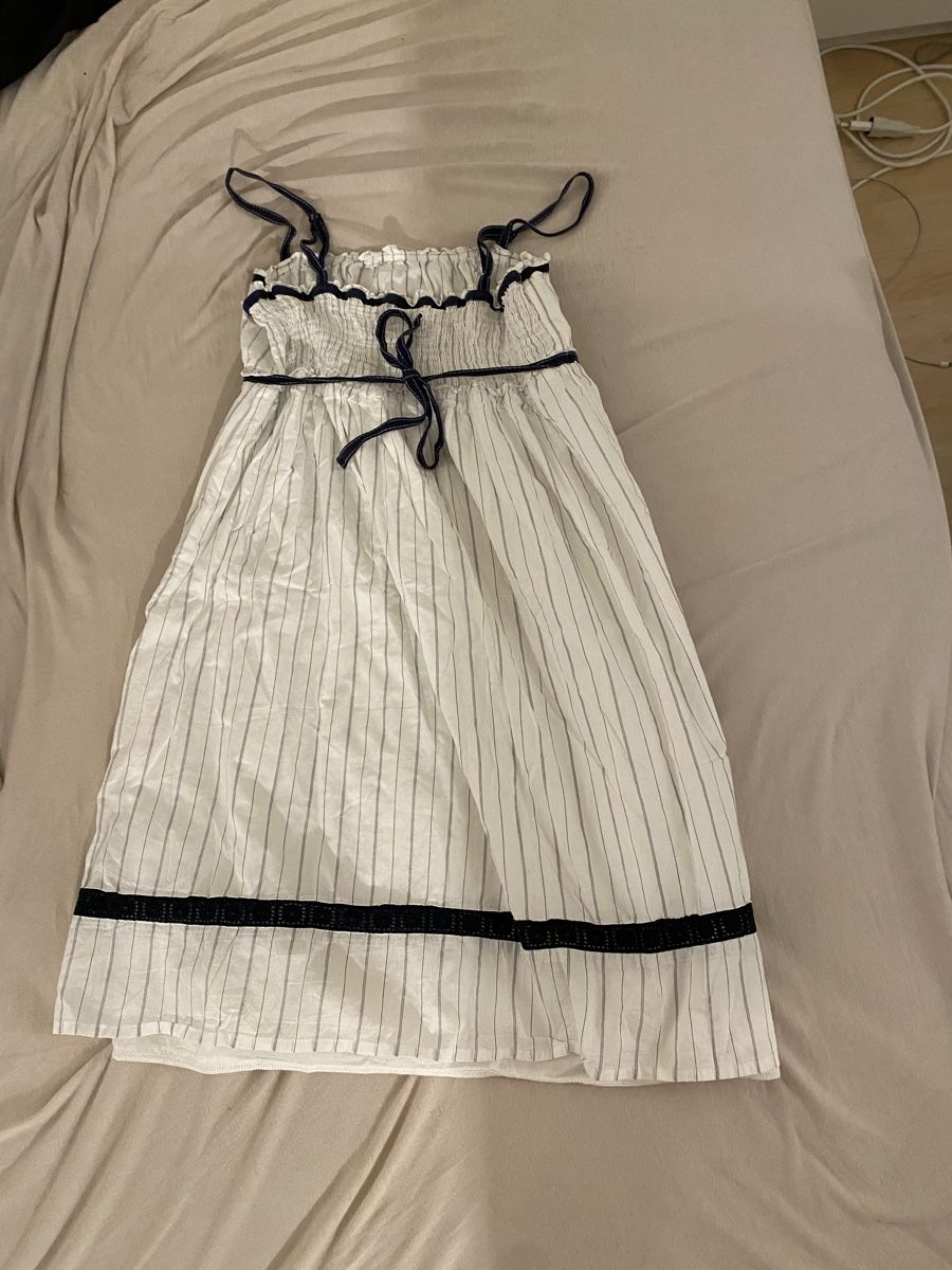 Vestiti: Kleid – Usato da Winterthur venduto da m.tix 1