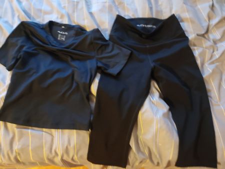 Ensemble de sport noir, taille S