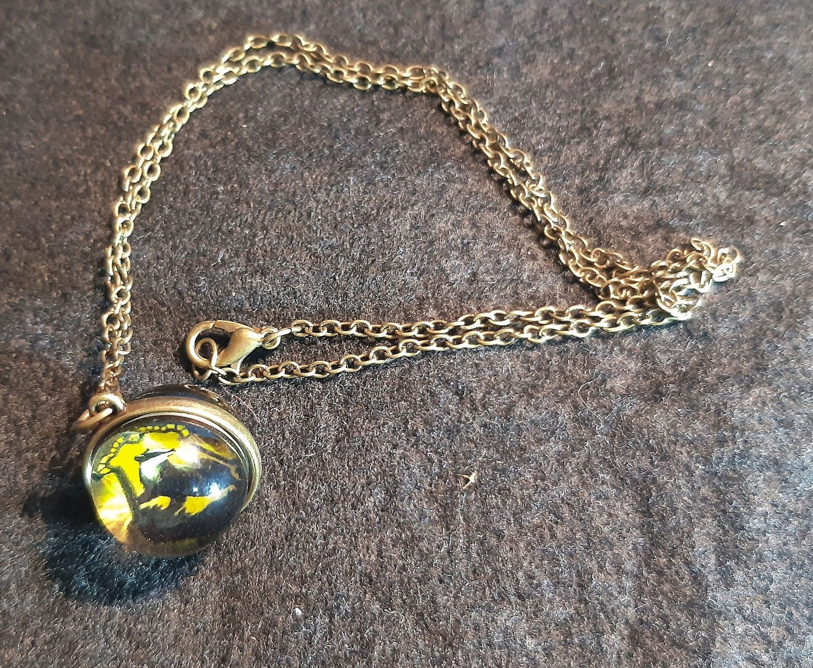 Catenine: Harry Potter Medaillon Halskette mit Amulett – Nuovo e nell'imballaggio originale da St. Margarethen TG venduto da ursk10