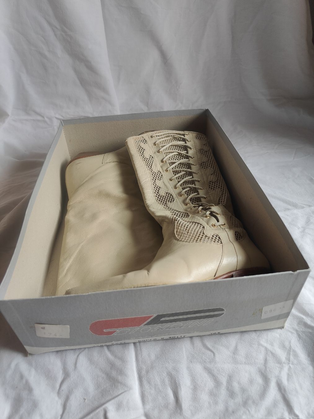 Damenschuhe: BIONDINI Cowboy Echtlederstiefel Gr.36 - Weiss – Gebraucht aus Wetzikon ZH von lua_2d7z 1