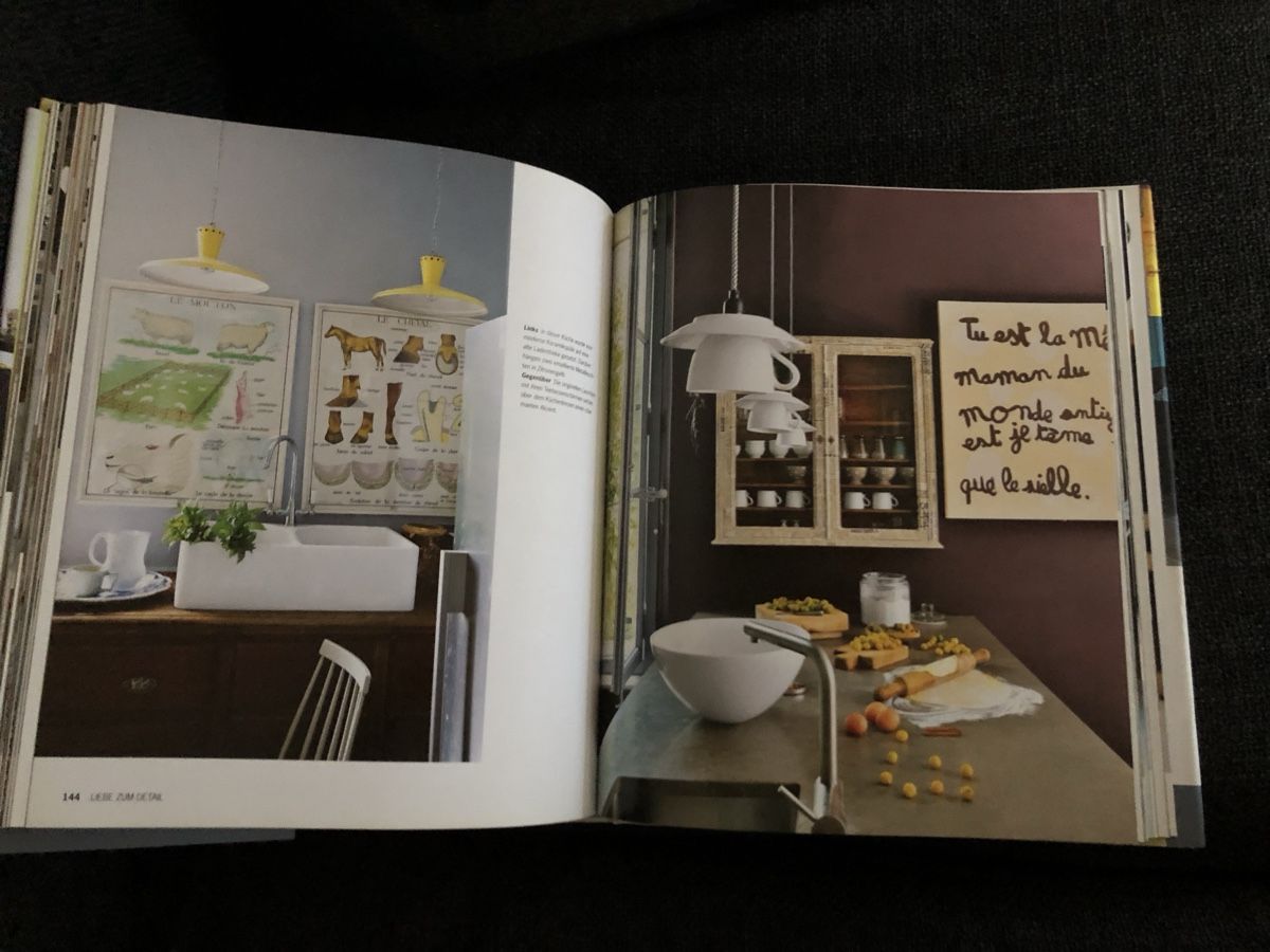 Libri: RETROCHIC Buch Design des 20. Jahrhunderts – Usato da Näfels venduto da fritzjk 6