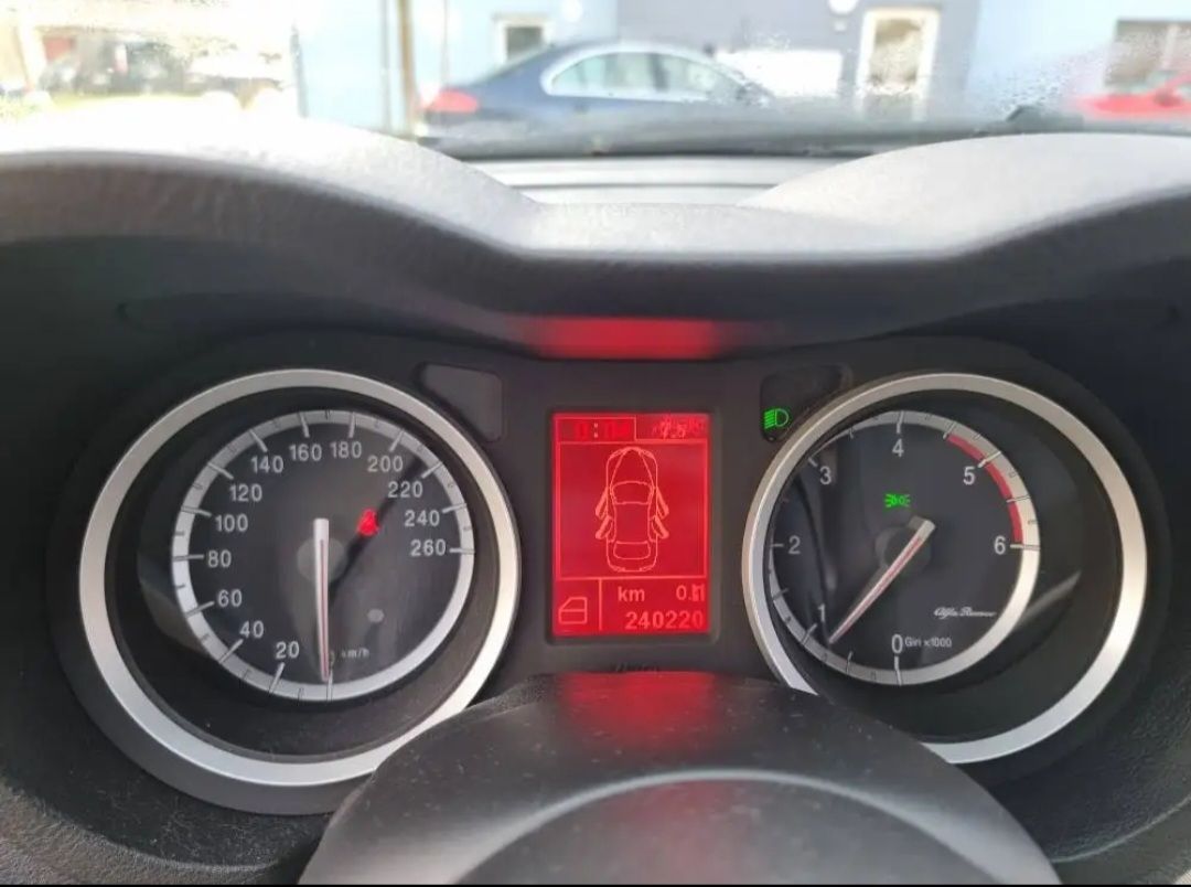 Alfa Romeo Automobili: Alfa Romeo 159 SW 1.9 JTD TI – Usato da Bussnang venduto da Mk5power 5