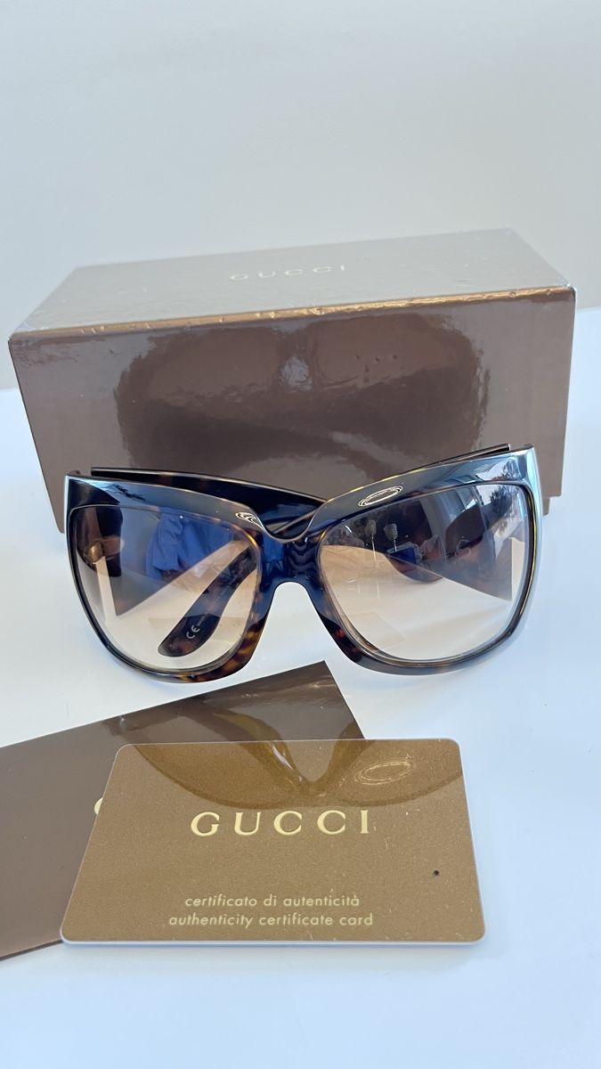 Gucci Occhiali & Lenti: Original Gucci Oversized Boxy Wrap Around Acetate Sunglasses – Usato da Glattpark(Opfikon) venduto da Sbitizi 1