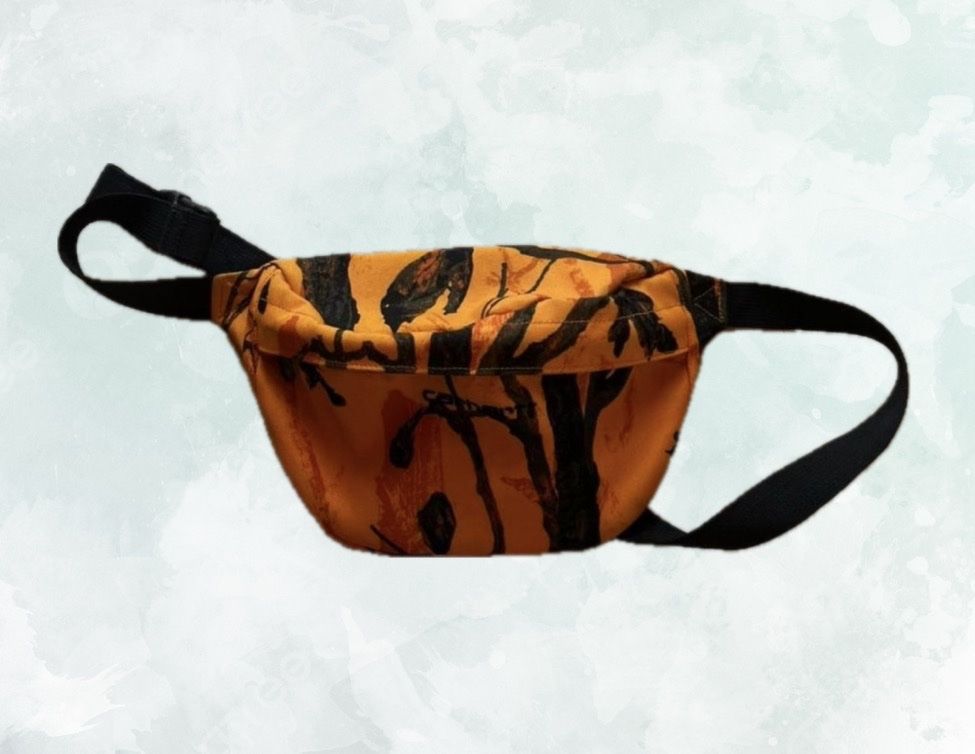 Carhartt Taschen: Carhartt Bauchtasche – Gebraucht aus Wigoltingen von _vntg_