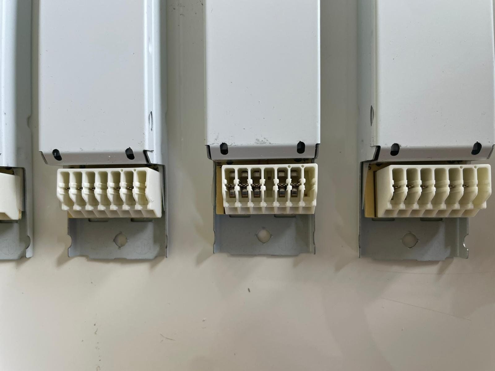 Componenti elettronici: Tridonic PCA 2×80W – Nuovo (secondo la descrizione) da Allschwil venduto da ylmoritz 1