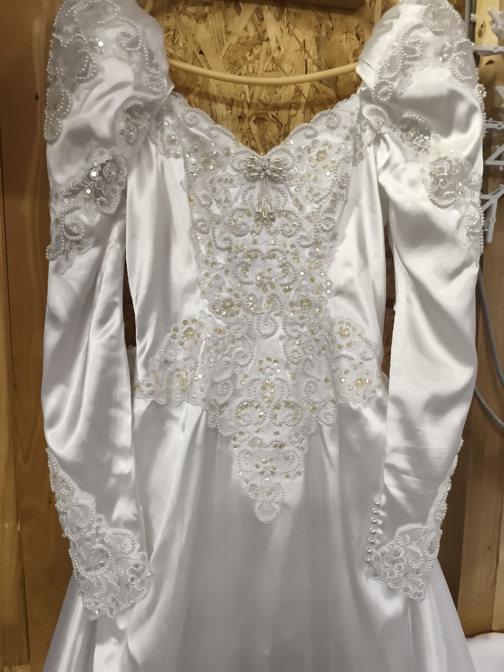 Idropulitrici ad alta pressione: Hochzeitkleid mit Schleppe (A4) – Usato da Künten venduto da Schnaepplihuus 2