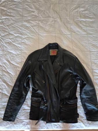 Klassische schwarze Lederjacke - Top Zustand! Grösse L