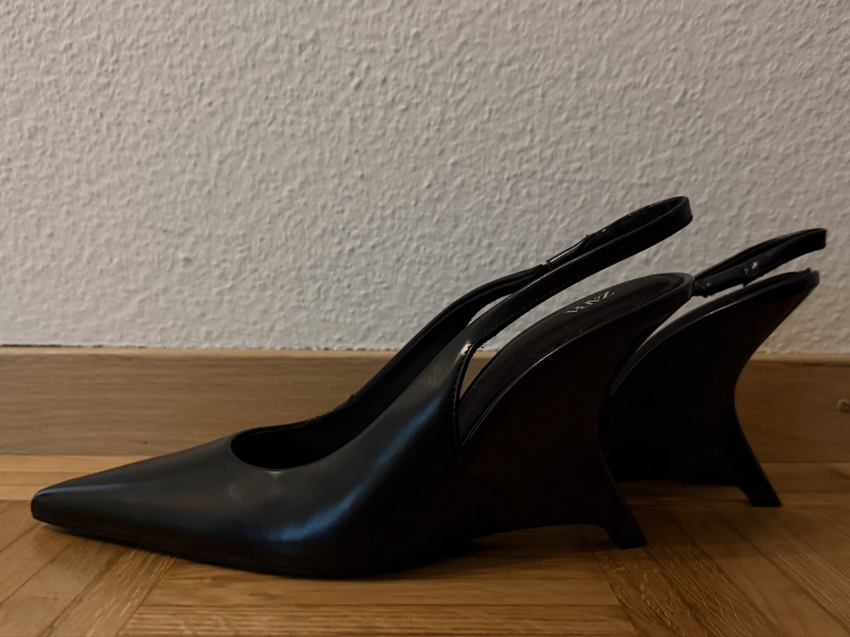 Zara Scarpe da donna: ZARA Pumps mit Keilabsatz Gr. 40 – Nuovo e nell'imballaggio originale da Wetzikon ZH venduto da tuna83 1