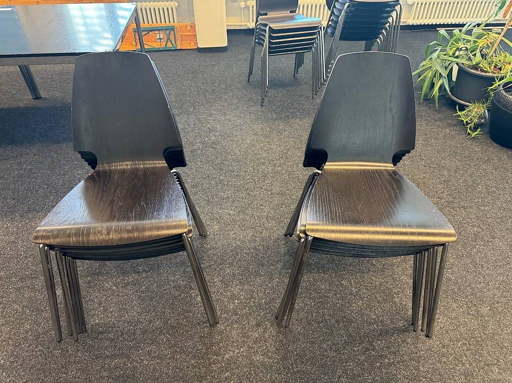 Stühle: Vilmar Stühle im 6er Set – Neu und originalverpackt aus Dietlikon von off_w878