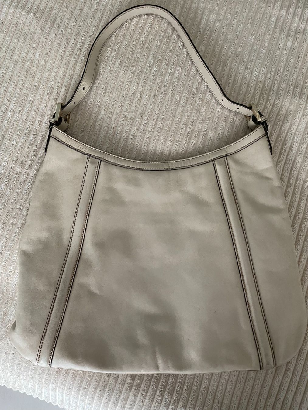 Gucci Borse da donna: Gucci Hobo Tasche – Usato da Muttenz venduto da einfach-schoen 1