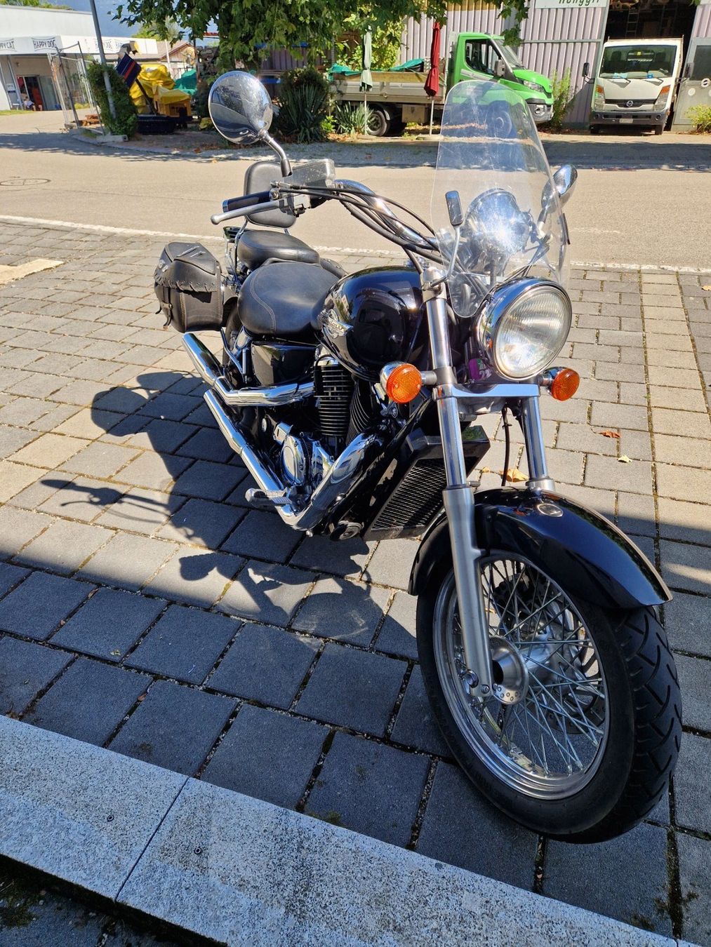 Honda Chopper: Honda shadow vt1100 – Usato da Port venduto da Dvajseidve 1