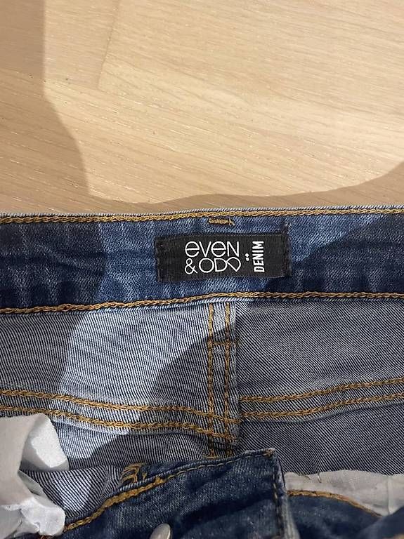 Jeans: Skinny Jeans – Nuovo (secondo la descrizione) da Schüpfen venduto da ani_gj8r 2
