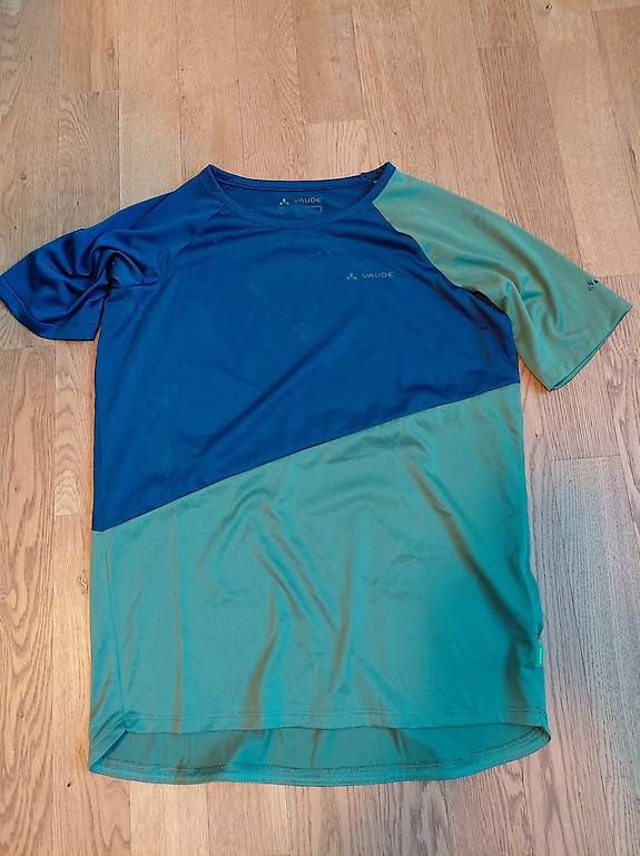 Canottiere & Pantaloni: Bike-shirt – Usato da Kerns venduto da truffere 2