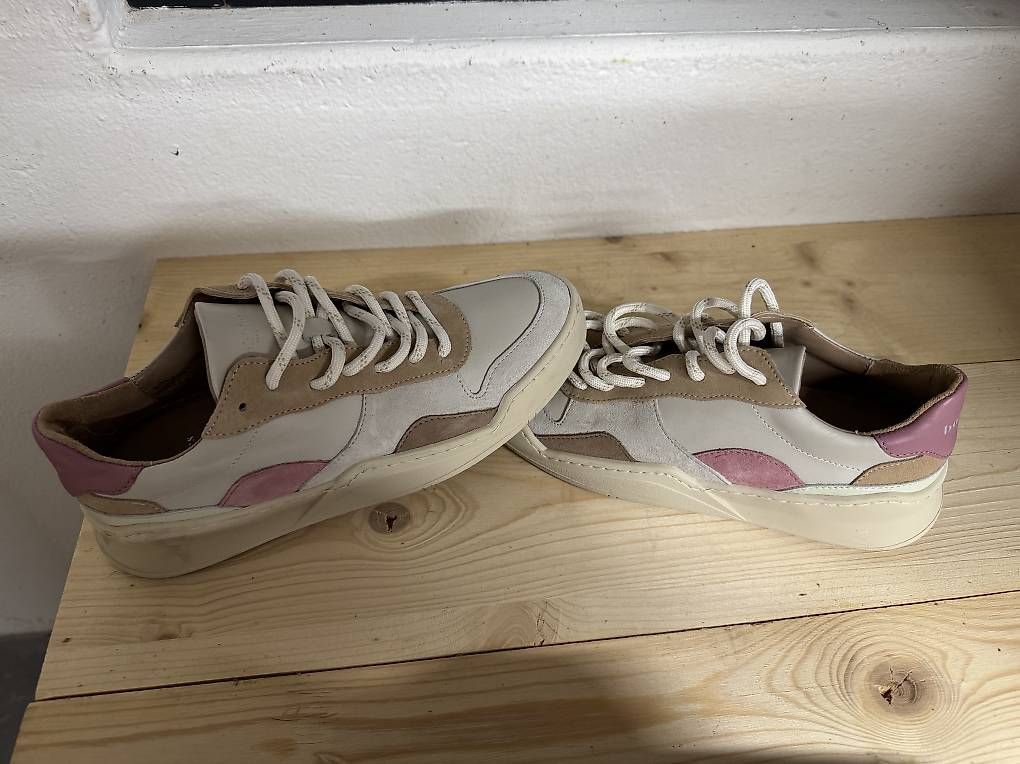 Bobbies Damenschuhe: Sneaker Bobbies Gr. 38 – Gebraucht aus Frutigen von sal_9lqd 2
