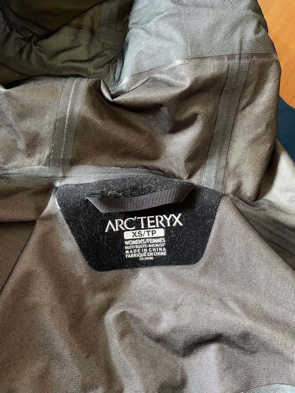 Arcteryx Giacche: Arcteryx - Codetta Coat Womens Gore-Tex - Gr. XS – Usato da Ennetbaden venduto da katja.1 5