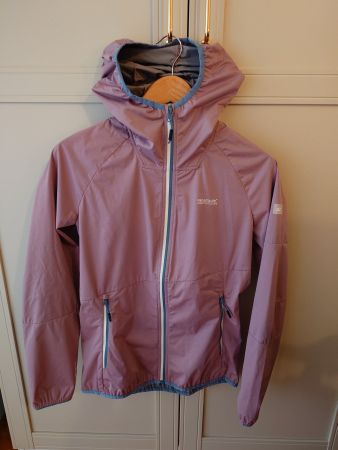 *wie neu* ultraleichte Regenjacke Regatta Tarvos VI | Gr. 36