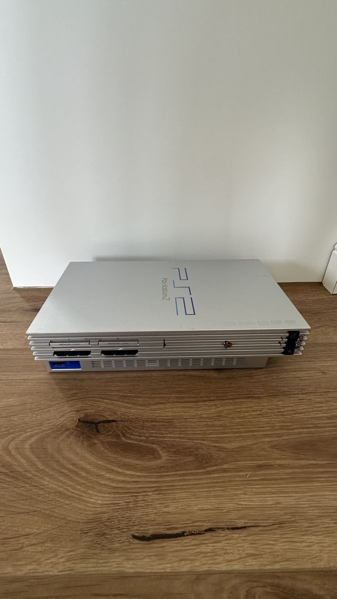 Sony Console: Playstation 2 – Usato da Ennetbürgen venduto da mausyf123