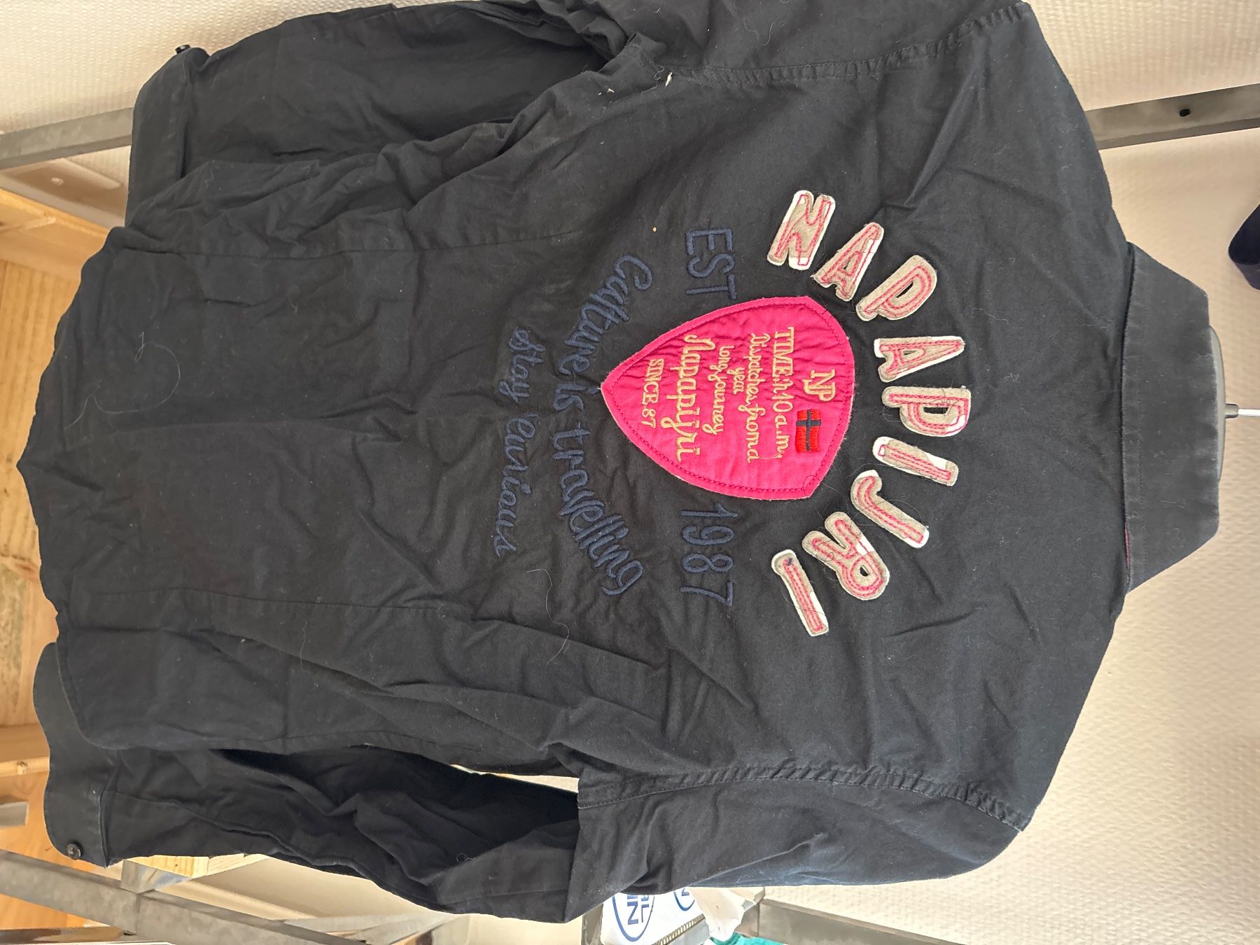 Napapijri Blusen: Bluse Damen Groesse S Napapijri schwarz – Neu (gemäss Beschreibung) aus Kaltbrunn von Modern 2
