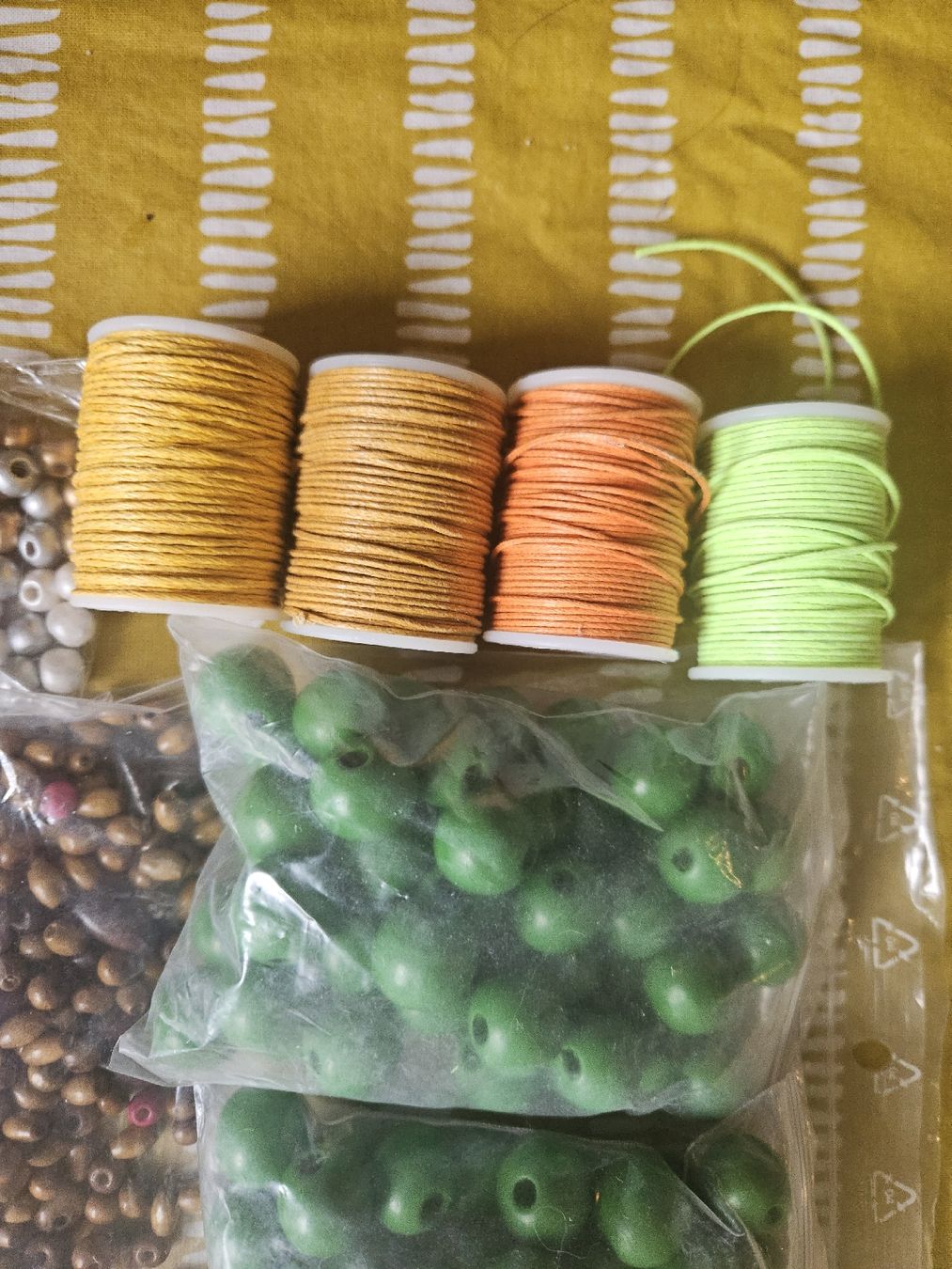 Perle (finte): lot de perles diverses – Nuovo e nell'imballaggio originale da Thônex venduto da lacomtessedesfees 2