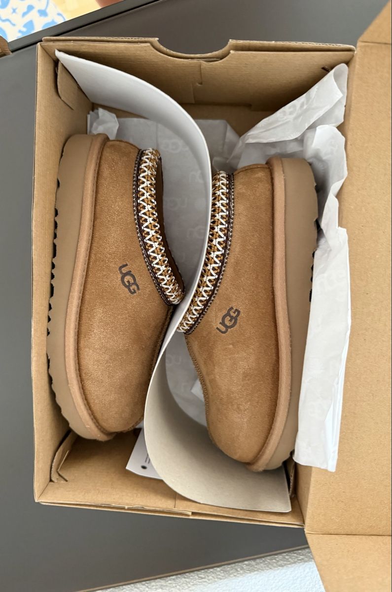Ugg Scarpe per ragazzi: UGG Tasman Grösse 32,5 – Nuovo (secondo la descrizione) da Bern venduto da Olenush 3