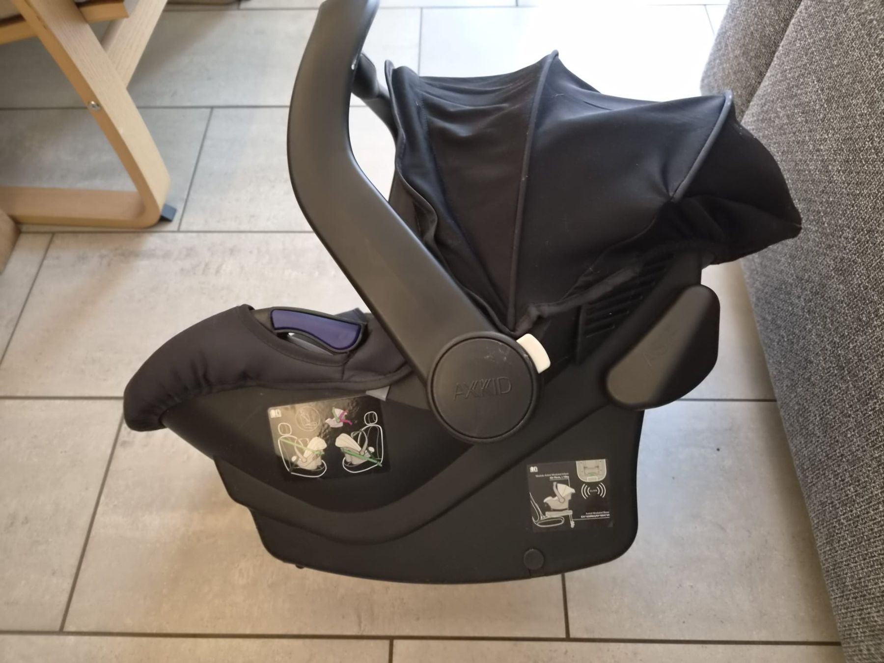 Seggiolini per auto: Autositz Baby – Usato da Zofingen venduto da sfu_hxj9 6